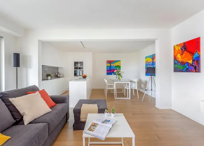 Sasso Boretto, Luxury