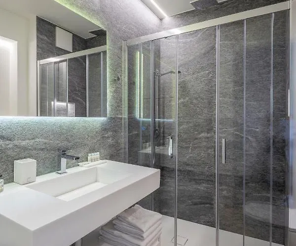 Sasso Boretto, Luxury Апарт-готель 4*